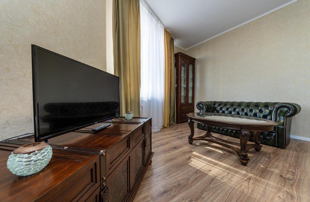 Apartment Classic キエフ エクステリア 写真